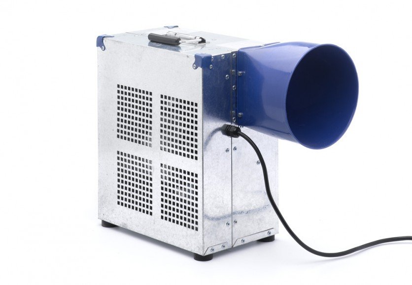 780 watt blower